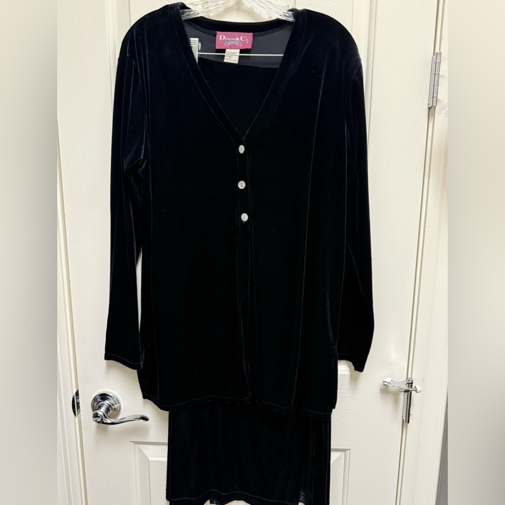 Denim&Co Black Velvet Top & Skirt